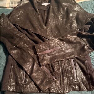 Elegant Black Leather Jacket for Women